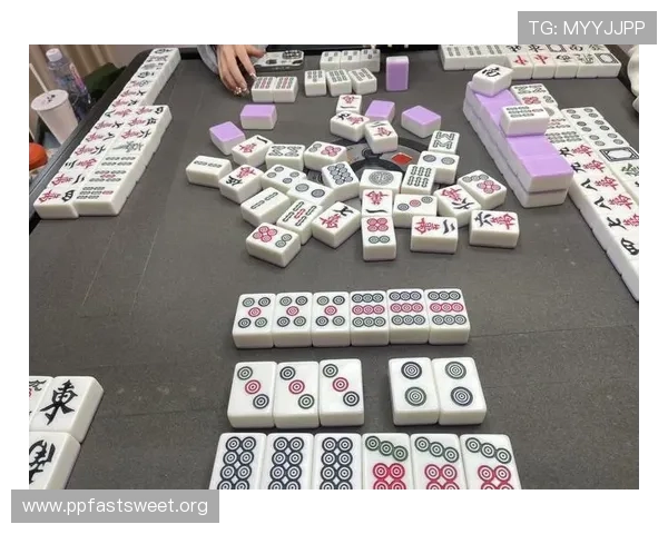 下载PG麻将胡了试玩版尽享丰富玩法内容提升你的牌技水平和游戏体验 下载PG麻将胡了试玩版尽享丰富玩法内容提升你的牌技水平和游戏体验